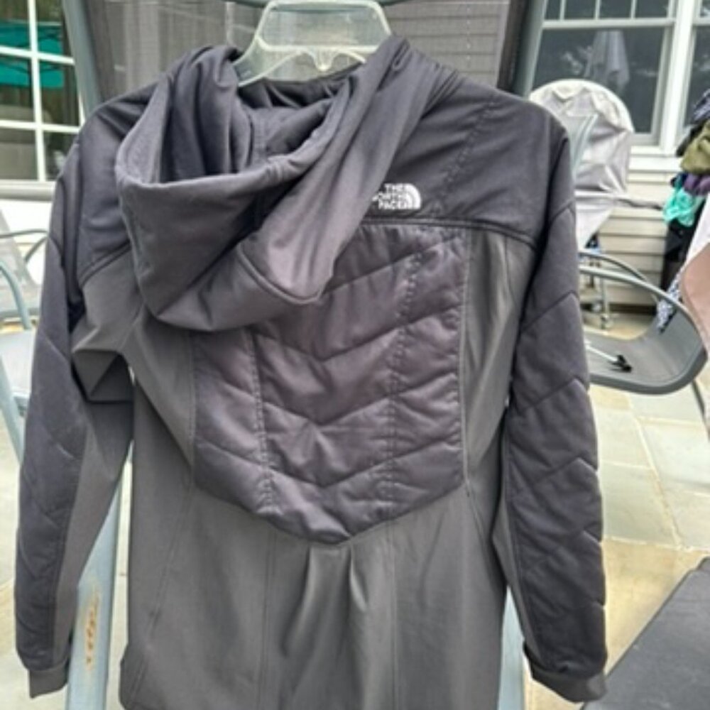 The North Face Fall/Spring Jacket - Picture 6 of 8